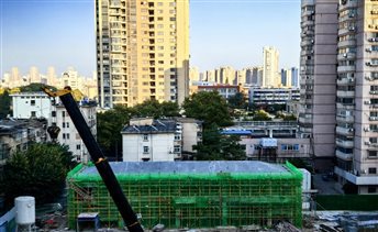 市中心医院脑病治疗中心顺利完成主体结构封顶