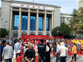市中心医院组织专家义诊，助力市2024年“敬老月”活动