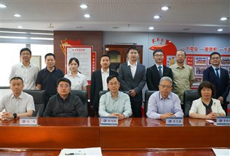 蚌埠市中心医院举行2024届整形外科学和麻醉学专业学位硕士研究生毕业论文答辩会