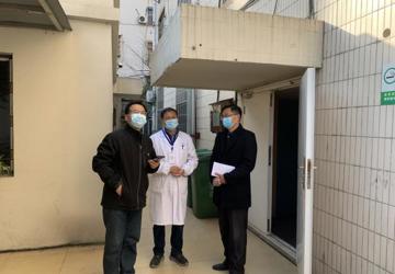 蚌埠三院党委深入青年社区督查疫情防控并调研社区工作进度