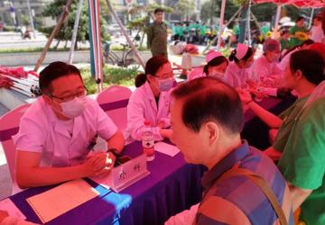 践行初心使命，促进百姓健康——蚌埠市第三人民医院举行庆祝建党100周年党员义诊活动