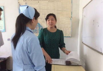 妇儿支部深入基层开展“两学一做”主题实践活动