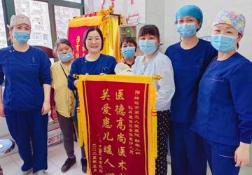 医患情深 | “巴掌宝宝”的“生命闯关”